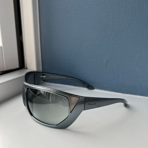 Prada Y2K solbriller