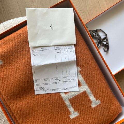 Hermes Avalon Throw Blanket