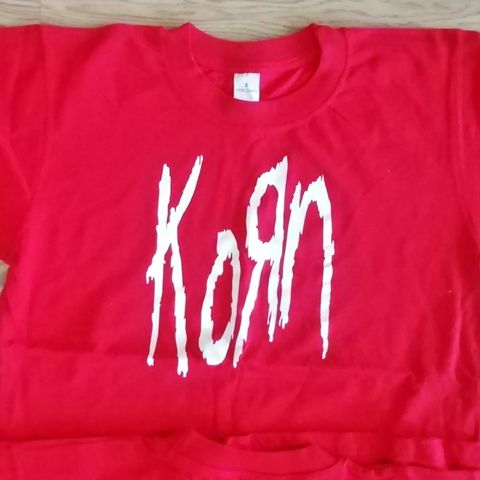 KORN t-skjorte S - M