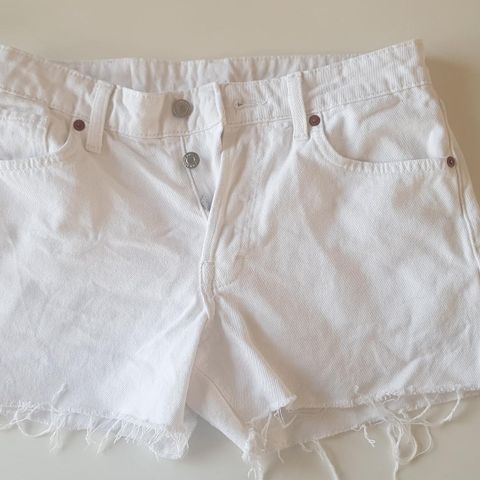 Ola shorts hvit 90's boyfriend shorts low waist