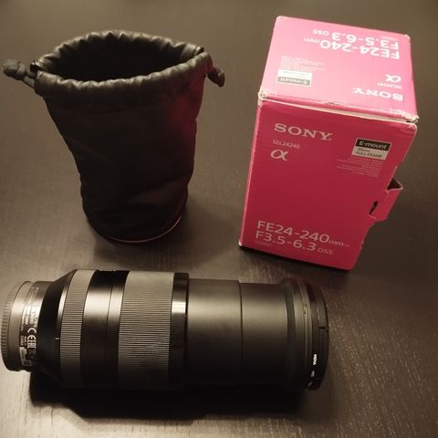 Sony FE 24-240mm F3.5-6.3 OSS, brukt men i bra skick.