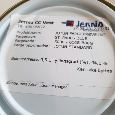 Fargeprøve Jotun, St Pauls blue. Cirka 75% /  3/4 del igjen.