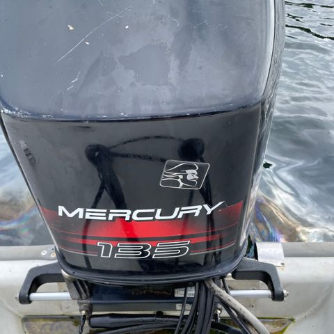 Mercury 135 v6 selges i deler