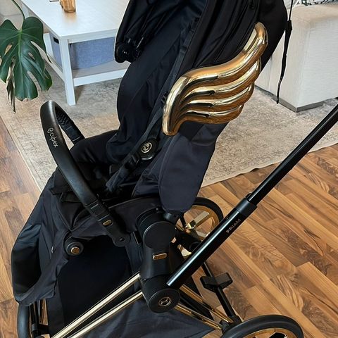 Cybex Priam Wings barnevogn av Jeremy Scott