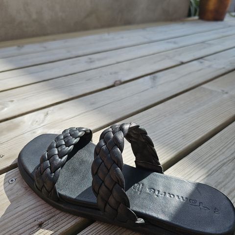 Tamaris sandaler str 40