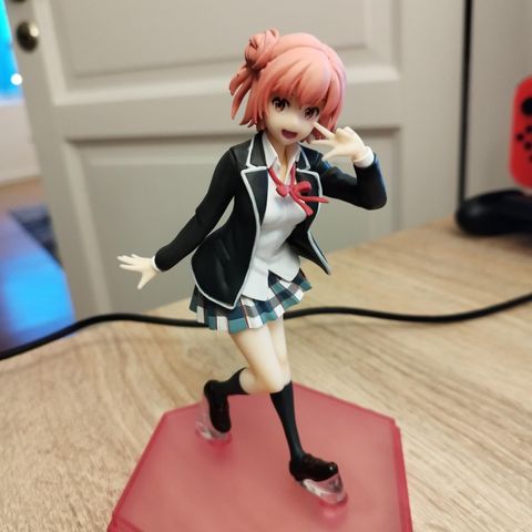 Yui Yuigahama figur