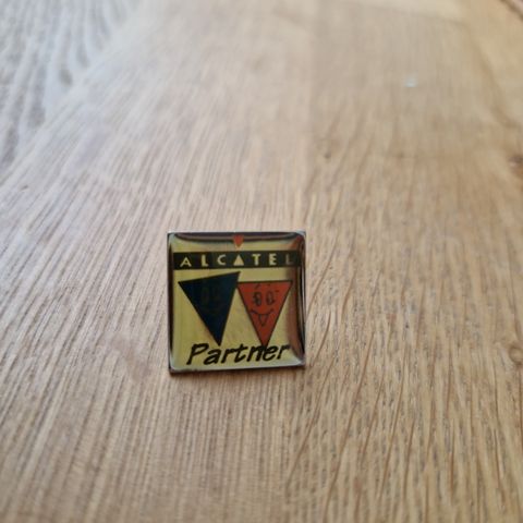 Alcatel Partner pin