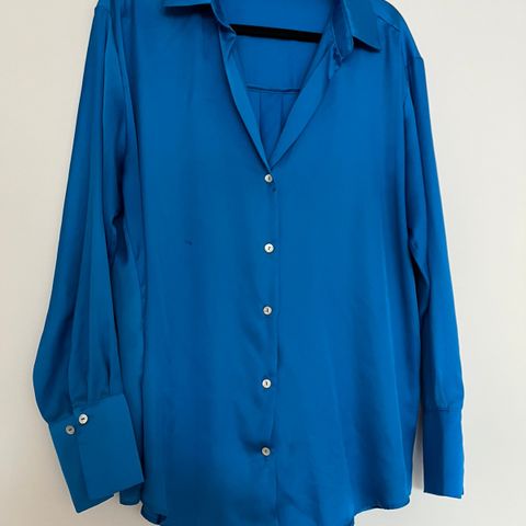 Blå bluse fra Zara