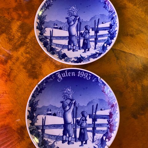 2 1993 Porsgrunn Porselen Juleplatter selges