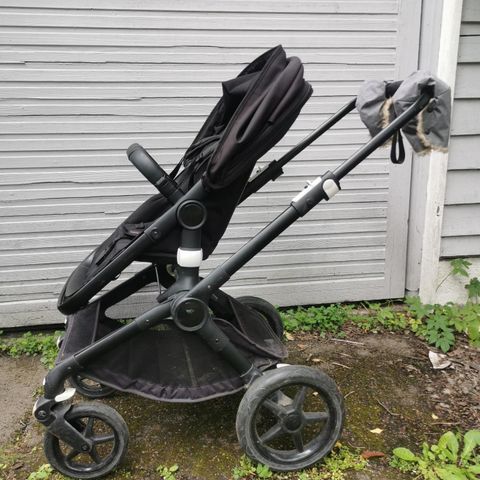 Bugaboo Fox vogn, isofix bilstol, Bjørn Borg bæresele og masse tilbehør.