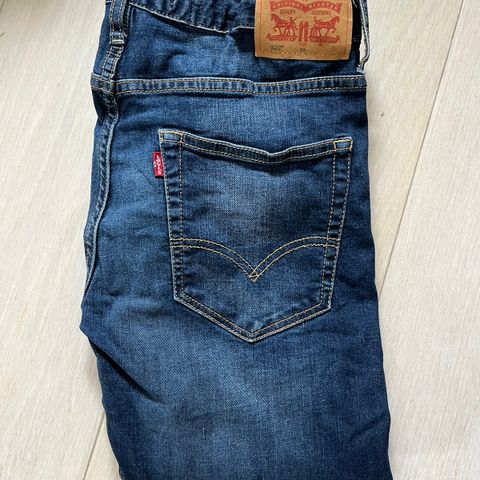 Levi’s 520 jeans str 16