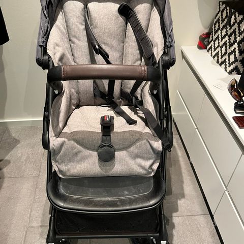 Bugaboo Fox barnevogn med tilbehør