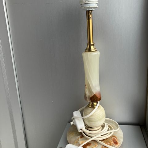 VINTAGE ONYX BORDLAMPE,  -70 TALLET. JULEGAVE ??