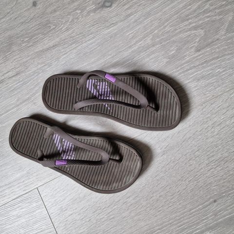 Nike flopflops