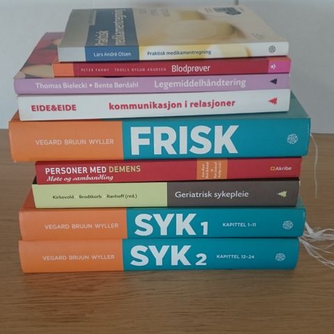 Pensumbøker innenfor Sykepleie