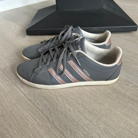 Adidas sko