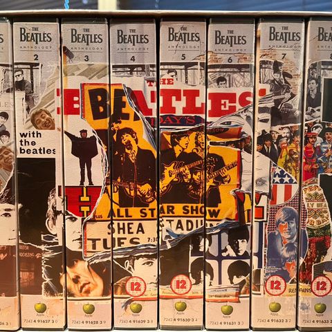 Beatles Anthology-box VHS selges