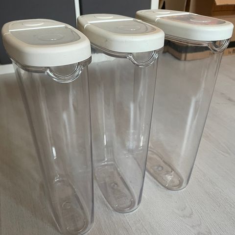 Plastbokser fra IKEA