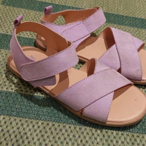 Sandal