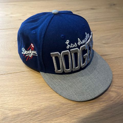LA Dodgers caps