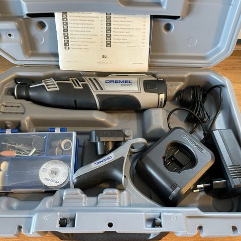 Ny Dremel 8220 til utleie