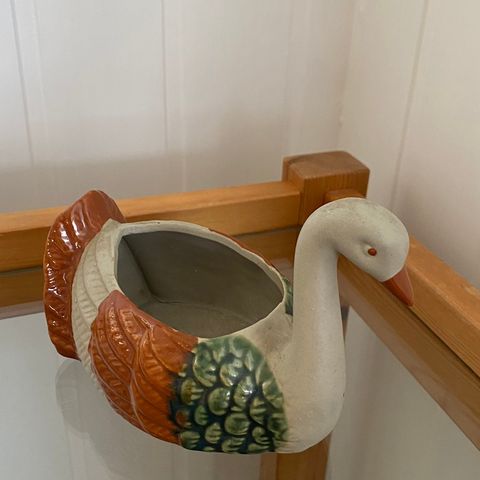 Keramikk svane potte