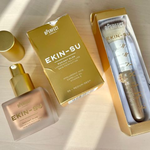 BPerfect Ekin-Su Radiant Glow med kost - nytt og ubrukt