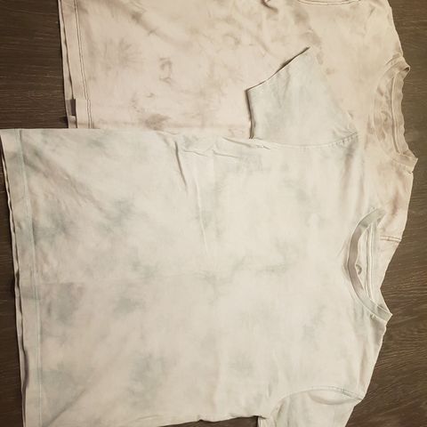2 t- skjorter 146- 152