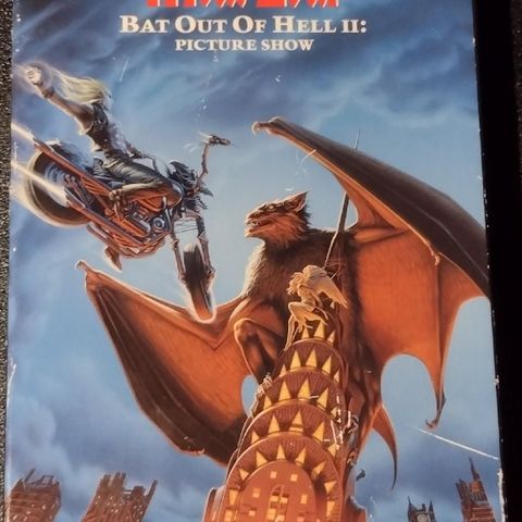 VHS med Meat Loaf; Bat Out of Hell II
