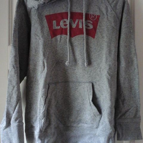 Levis hettegenser