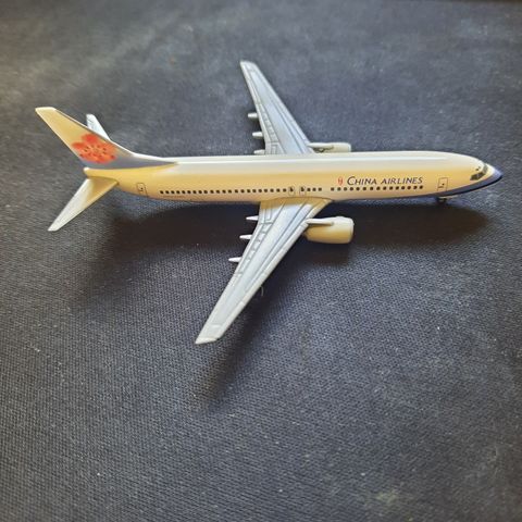 Flymodell China Airlines 737-800