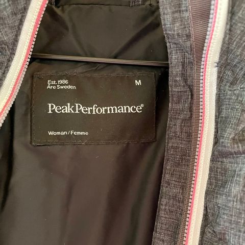 Peak Performance alpin jakke med skilås str. M ubrukt God pris i dag