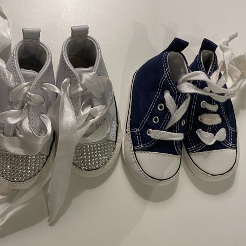 2 stk Converse babysko