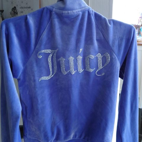 Juicy couture genser (kun brukt et par ganger)