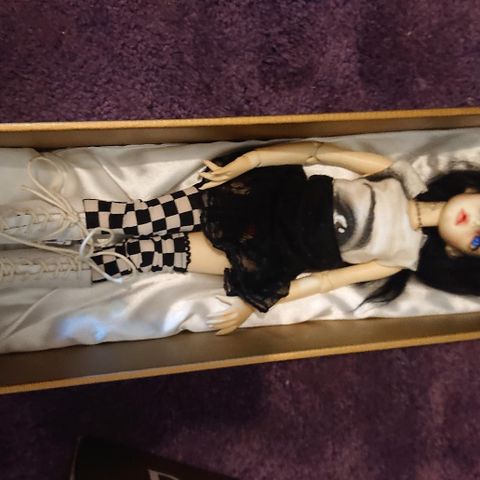 Ball Jointed Doll Dollmore