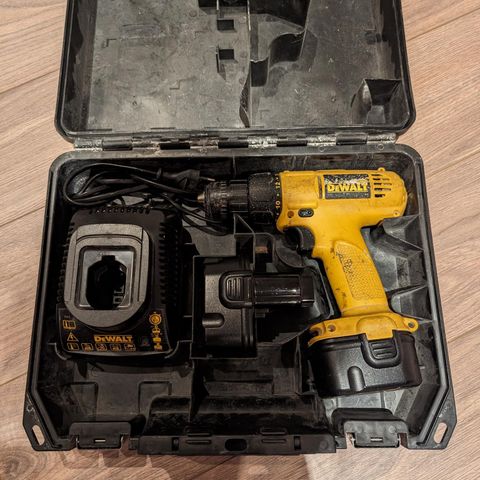 DeWalt drill selges rimelig