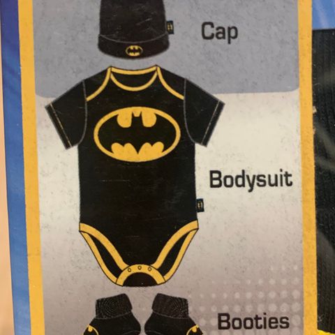 Utrolig kul Batman body med lue og sokker. NY!