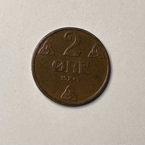 2  øre 1940. (2539 AB)