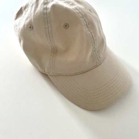 Beige caps