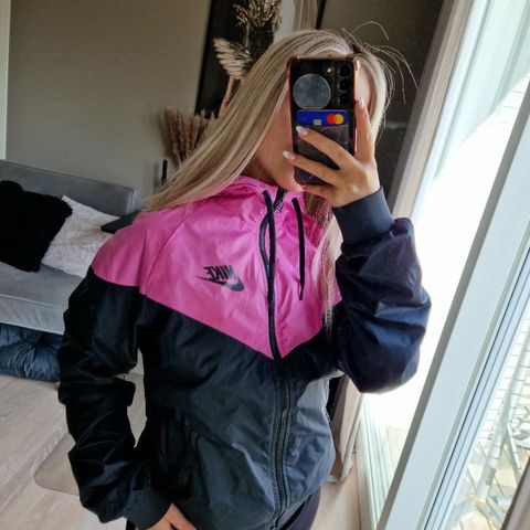 Nike windrunner str XS/S