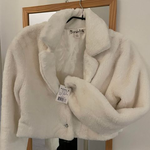 Fake Fur Jakke, (Hvit) Aldri brukt, størrelse 14 år.