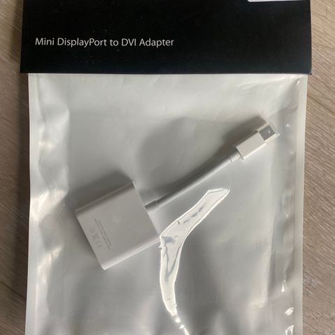 Mini DisplayPort to DVI Adapter