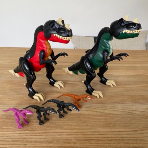 Lego Dino Attack, dinosarus