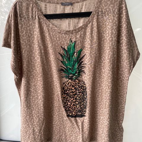 T-skjorte med Ananas