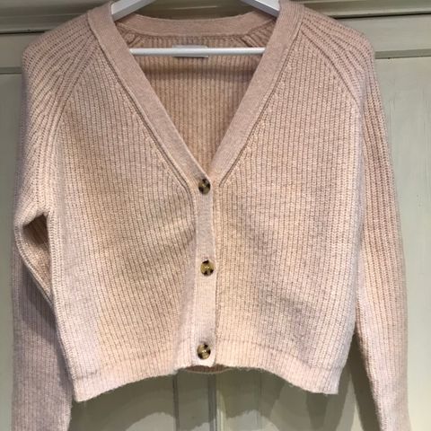 Lys rosa cardigan fra Wow