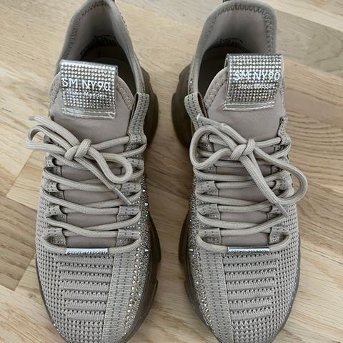 Steve Madden sneakers str 38