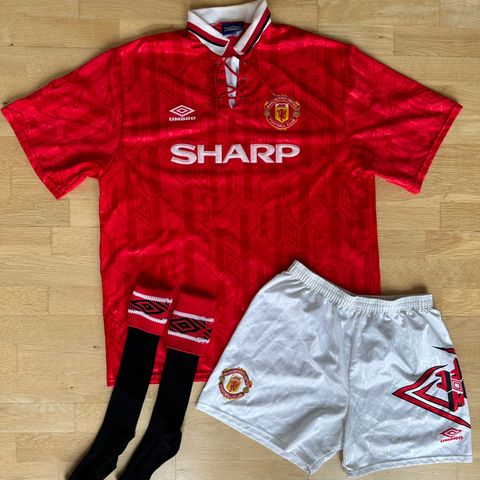 1992/93 Manchester United hjemmedrakt XXL, shorts, sokker