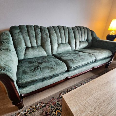 3+2-seters sofa i vintage stil av havgrønn fløyelstrekk