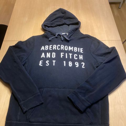 Abercrombie & Fitch genser str. M