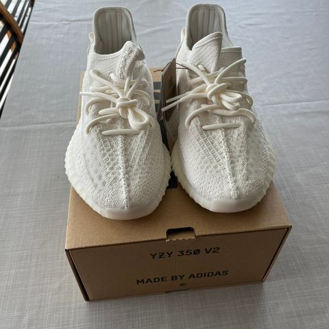 Yeezy Boost V2 Bone